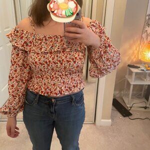 F21 cold-shoulder floral smocked crop top